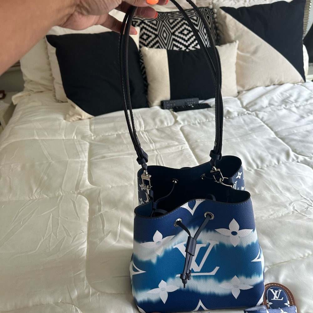 2020 Louis VuittonMonogram Escale worn 3 times!!!